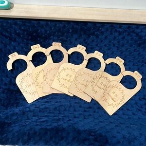 Wooden closet organizer